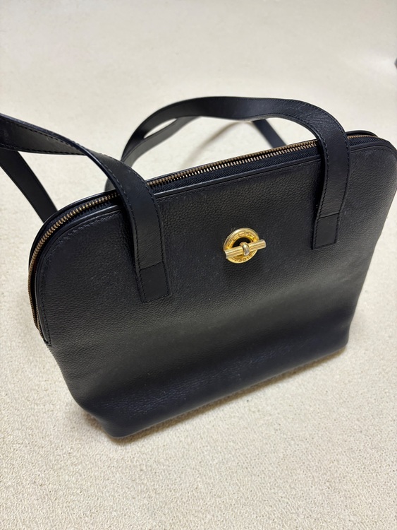 セリーヌ  （ブランドバッグ）の商品画像 - 査定依頼日：2025年11月24日 - 最高査定価格：25,000円