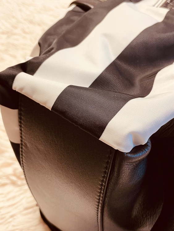 ジバンシィ  （ブランドバッグ）の商品画像 - 査定依頼日：2025年12月7日 - 最高査定価格：12,000円