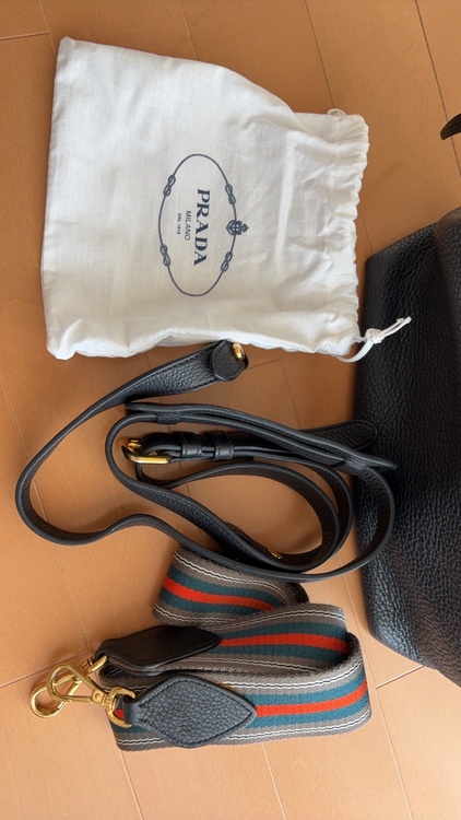 プラダ  （ブランドバッグ）の商品画像 - 査定依頼日：2026年4月12日 - 最高査定価格：130,000円