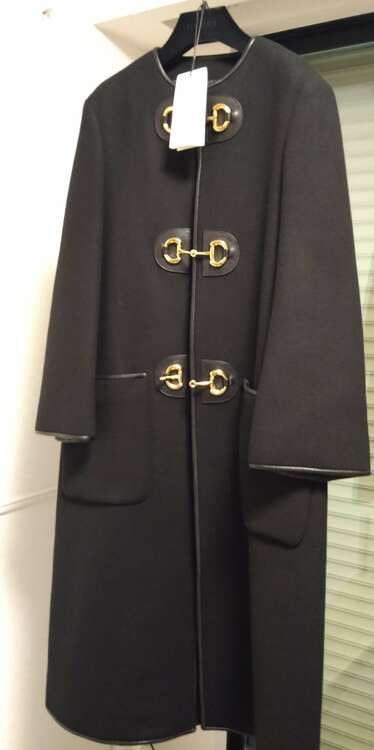 GUCCI グッチ 594821 Z8AH6 ウールホースビット コート（古着・ファッション）の商品画像 - 査定依頼日：2024年12月6日 - 最高査定価格：20,000円