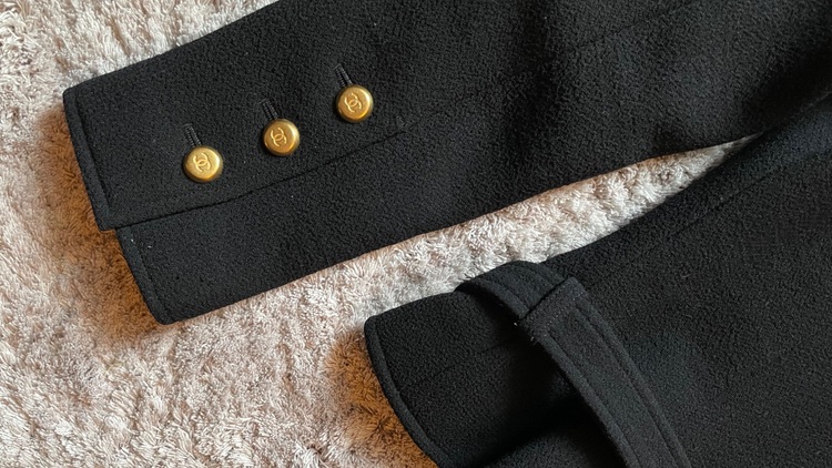 ヴィンテージシャネルスーツ（古着・ファッション）の商品画像 - 査定依頼日：2025年9月16日 - 最高査定価格：100,000円