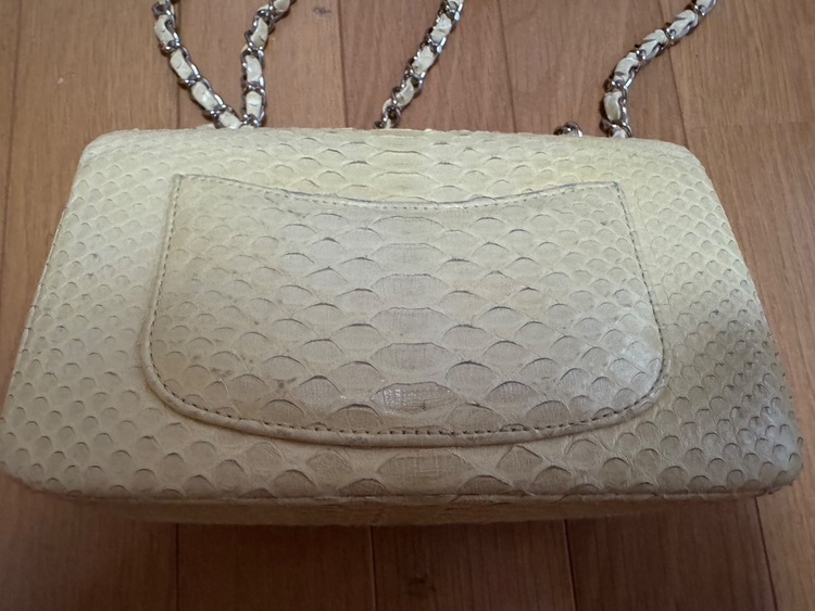 商品名不明　18092501（ブランドバッグ）の商品画像 - 査定依頼日：2025年7月19日 - 最高査定価格：400,000円