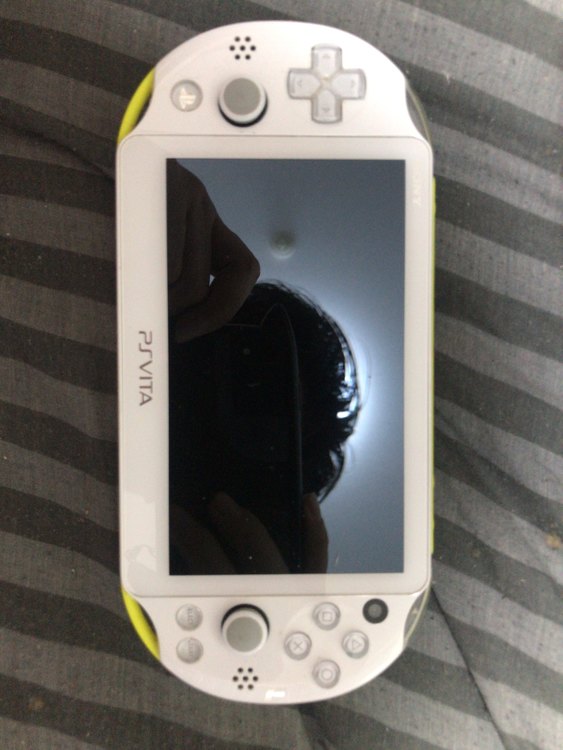 PCH2000ペルソナ4ダンシング・オールナイト　クレイジー・バリューパック（ゲーム機本体・ゲームソフト）の商品画像 - 査定依頼日：2022年11月25日 - 最高査定価格：18,000円