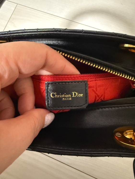 レディディオール（ブランドバッグ）の商品画像 - 査定依頼日：2025年9月26日 - 最高査定価格：330,000円