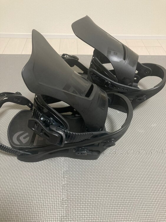 FLUX DS（その他のスポーツ用品）の商品画像 - 査定依頼日：2024年5月5日