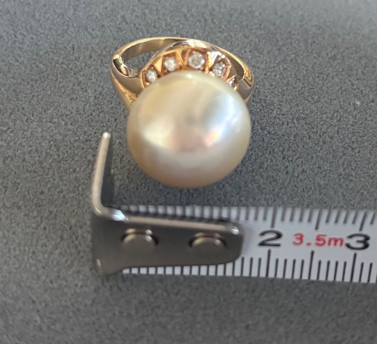 南洋真珠（ゴールデン）ダイヤK18リング（宝石）の商品画像 - 査定依頼日：2025年12月1日 - 最高査定価格：110,000円
