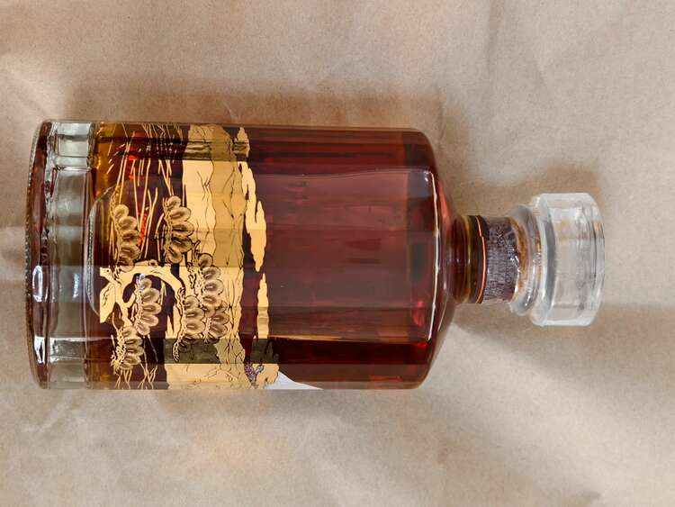 響（お酒）の商品画像 - 査定依頼日：2025年1月28日 - 最高査定価格：100,000円