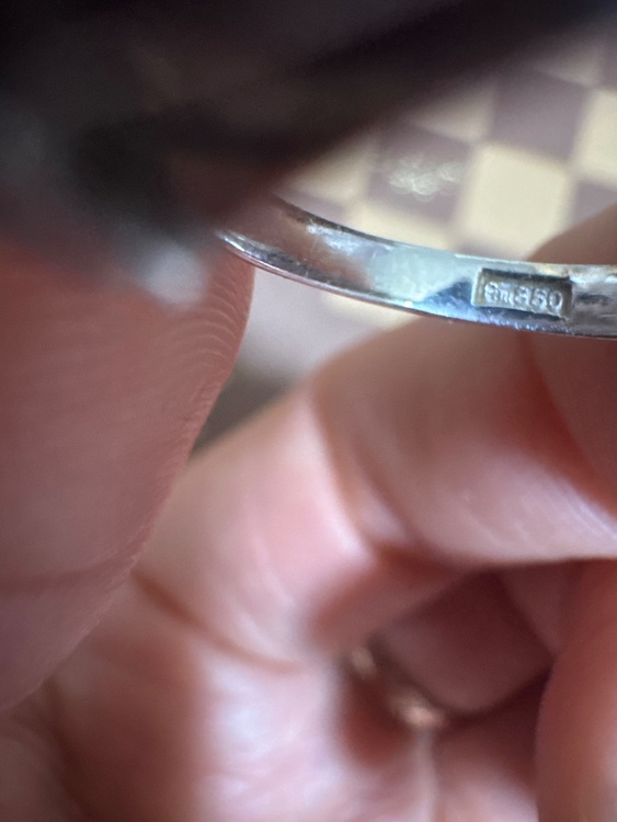 ルビー（金・貴金属）の商品画像 - 査定依頼日：2026年4月5日 - 最高査定価格：100,000円