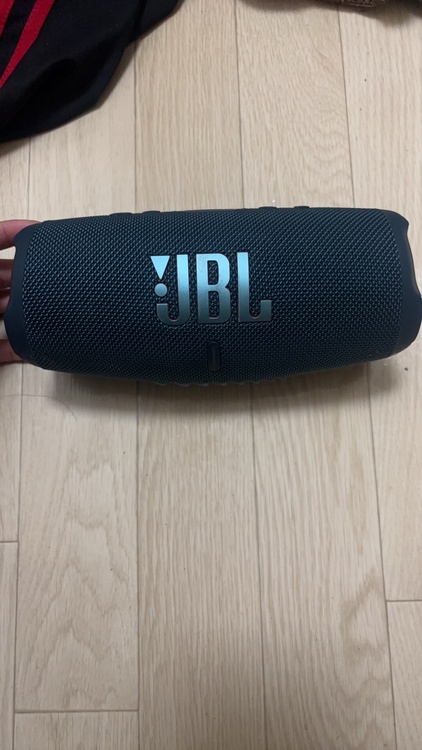 jblcharge5（オーディオ・スピーカー）の商品画像 - 査定依頼日：2026年1月4日 - 最高査定価格：100,000円