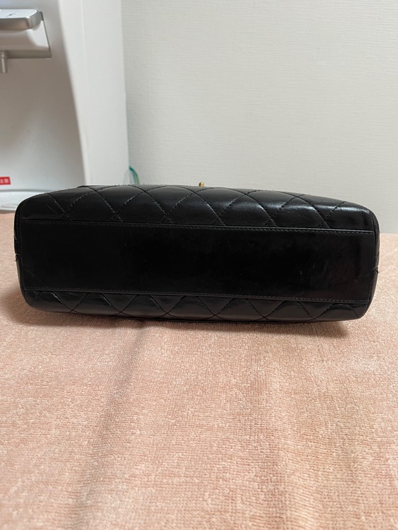 マトラッセ　ハンドバック　黒（ブランドバッグ）の商品画像 - 査定依頼日：2025年7月28日 - 最高査定価格：350,000円