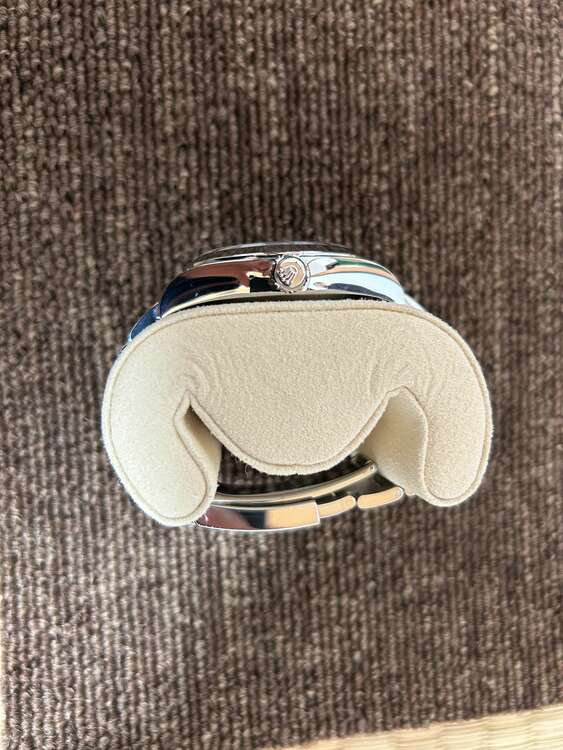 ロレックス エアキング 116900（高級時計）の商品画像 - 査定依頼日：2025年4月5日 - 最高査定価格：1,010,000円