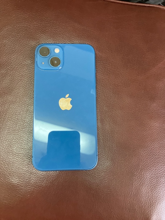 iPhone iPhone 13 128GB docomo（スマホ）の商品画像 - 査定依頼日：2026年6月30日 - 最高査定価格：36,500円