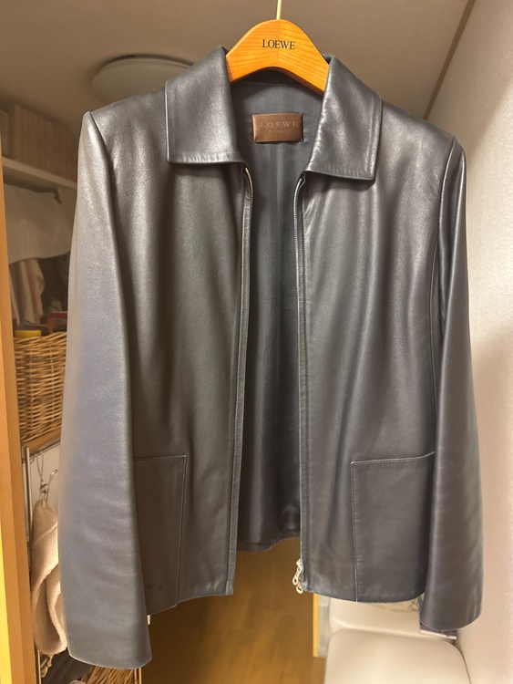 レザーブルゾン黒（古着・ファッション）の商品画像 - 査定依頼日：2026年4月24日 - 最高査定価格：10,000円