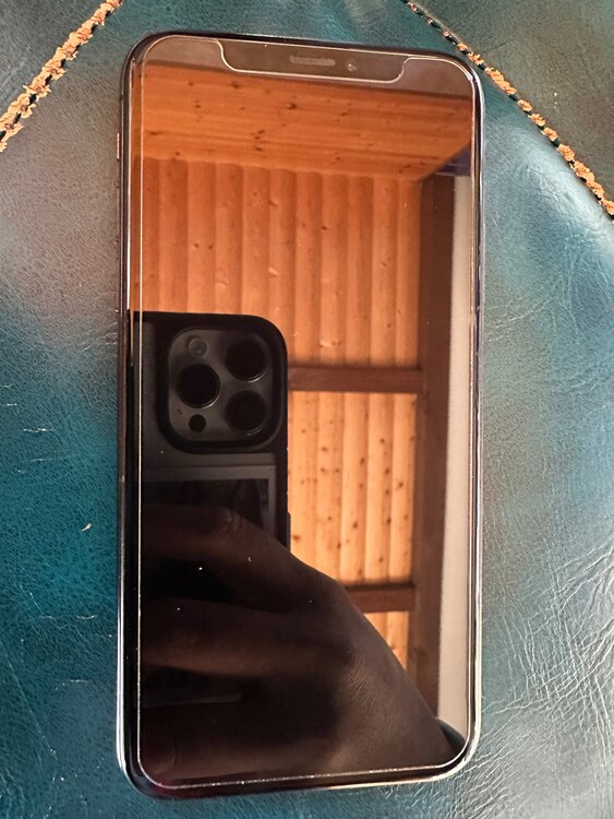 iPhone xs（スマホ）の商品画像 - 査定依頼日：2025年1月31日 - 最高査定価格：23,000円