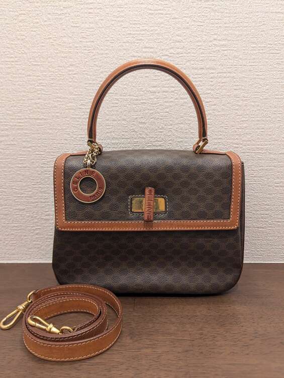 2wayバッグ トップハンドル（ブランドバッグ）の商品画像 - 査定依頼日：2025年3月23日 - 最高査定価格：20,000円