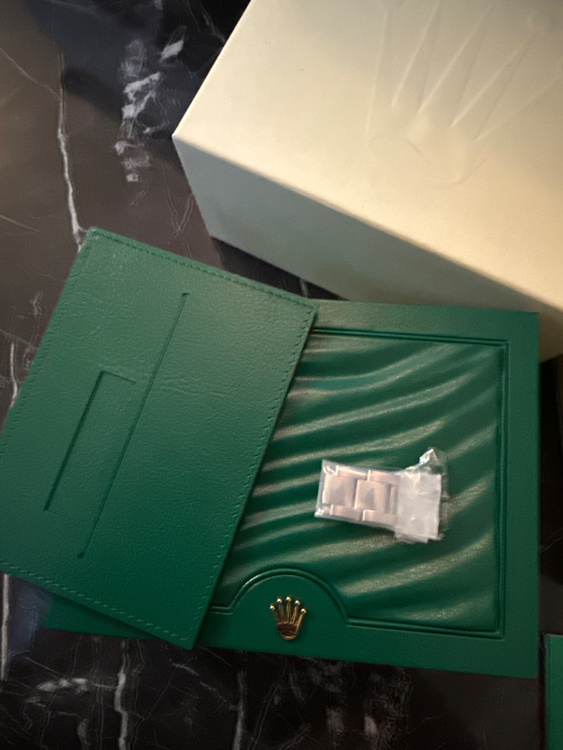 ロレックス デイトナ 116500L（高級時計）の商品画像 - 査定依頼日：2026年3月22日 - 最高査定価格：5,100,000円