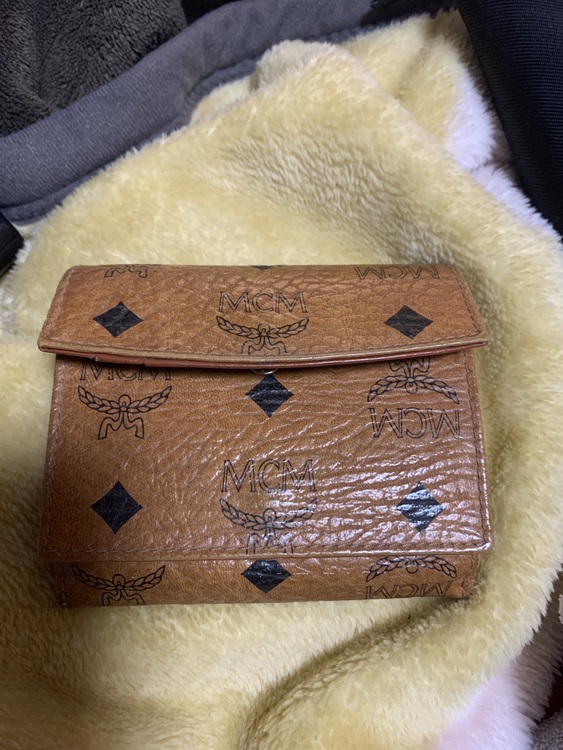 MCM（ブランド財布・小物）の商品画像 - 査定依頼日：2021年4月15日 - 最高査定価格：2,000円