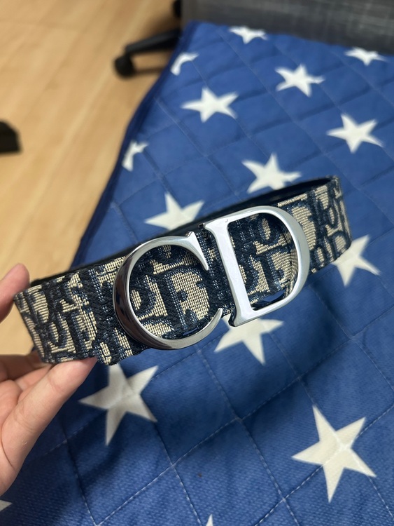 ディオール  （ブランドバッグ）の商品画像 - 査定依頼日：2025年9月13日 - 最高査定価格：47,000円