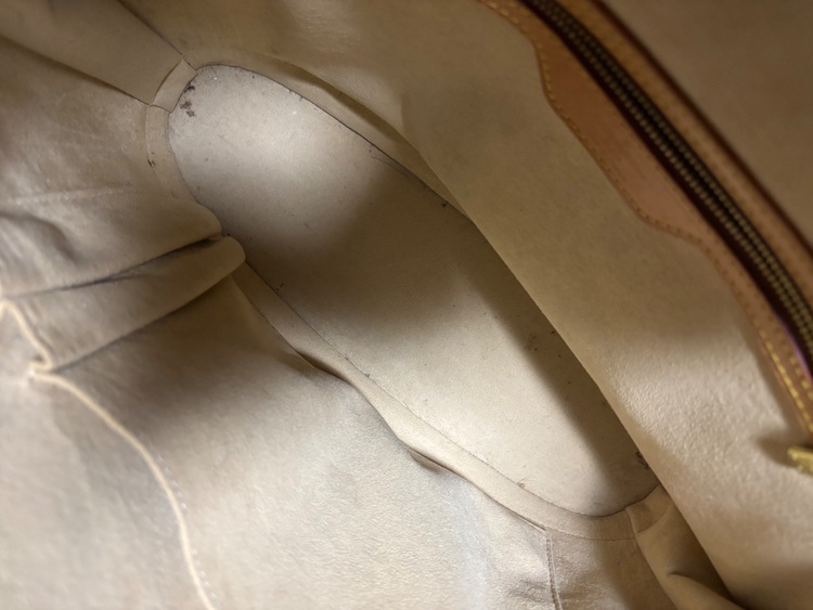 ルイヴィトン モノグラム （ブランドバッグ）の商品画像 - 査定依頼日：2025年10月1日 - 最高査定価格：95,000円