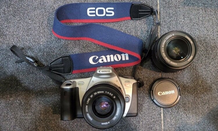 EOS Kiss III（カメラ）の商品画像 - 査定依頼日：2026年7月29日 - 最高査定価格：3,510円