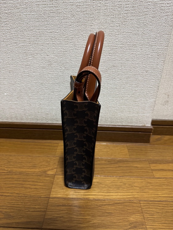 セリーヌ  （ブランドバッグ）の商品画像 - 査定依頼日：2025年10月19日 - 最高査定価格：95,000円