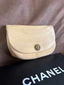 ハーフムーン（ブランドバッグ）の商品画像 - 査定依頼日：2026年3月3日 - 最高査定価格：80,000円