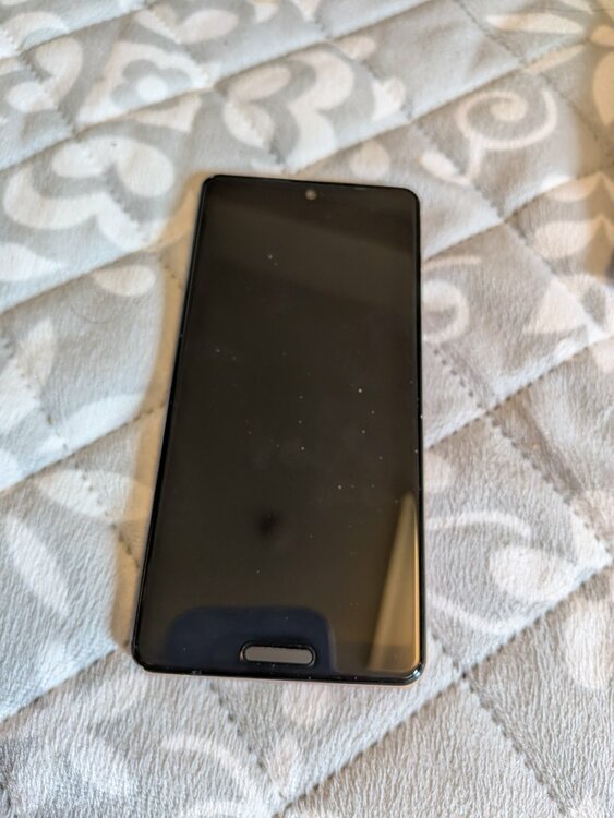 AQUOS AQUOS sense5G 【au】AQUOS sense5G SHG03（スマホ）の商品画像 - 査定依頼日：2026年9月13日 - 最高査定価格：3,000円