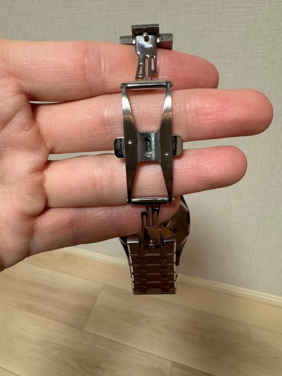 Ref.15300ST.OO.1220ST.99（高級時計）の商品画像 - 査定依頼日：2025年10月17日 - 最高査定価格：4,000,000円