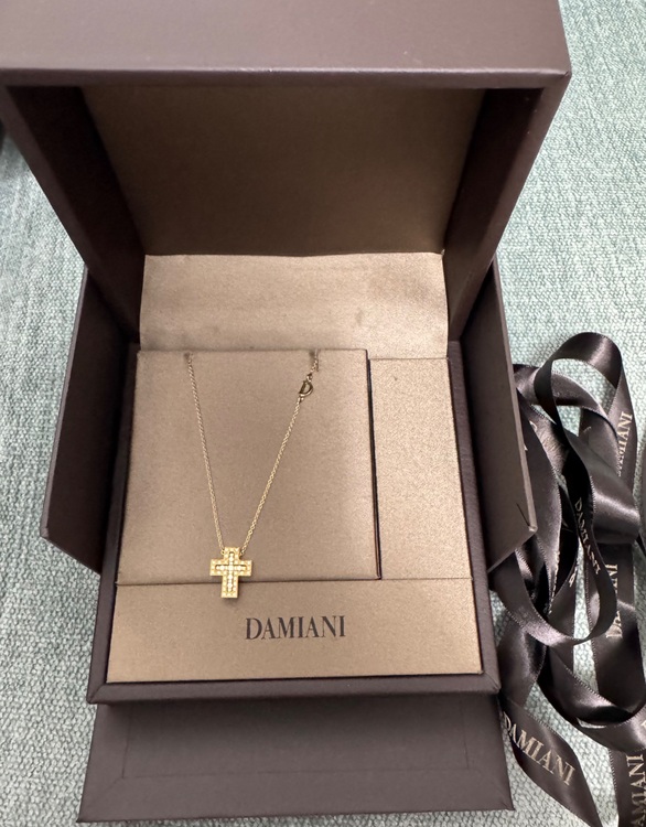 ダミアーニ　ベルエポック　ネックレス（宝石）の商品画像 - 査定依頼日：2025年6月17日 - 最高査定価格：150,000円