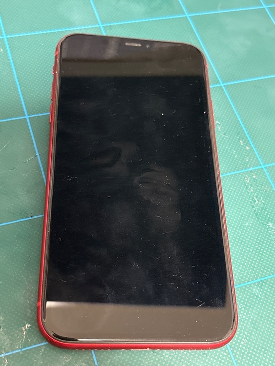 iPhone iPhone11 128GB au（スマホ）の商品画像 - 査定依頼日：2026年9月7日 - 最高査定価格：15,000円