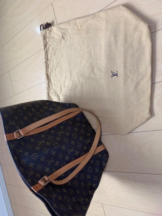 ルイヴィトン（ブランドバッグ）の商品画像 - 査定依頼日：2022年11月1日 - 最高査定価格：50,000円