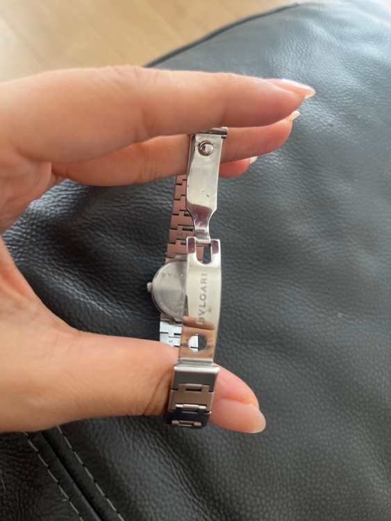 ブルガリレディース腕時計（高級時計）の商品画像 - 査定依頼日：2025年8月7日 - 最高査定価格：70,000円
