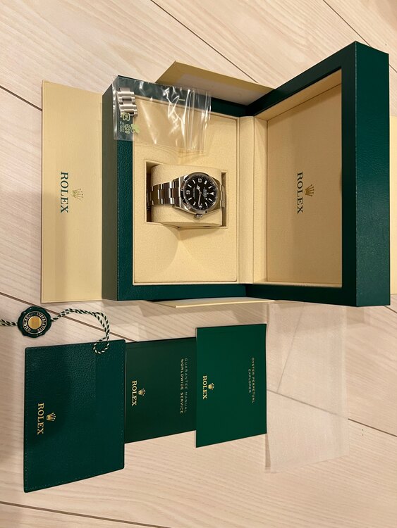 ロレックス エクスプローラー 12427（高級時計）の商品画像 - 査定依頼日：2025年5月29日 - 最高査定価格：1,110,000円