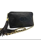 CHANEL  フリンジチェーンショルダー（ブランドバッグ）の商品画像 - 査定依頼日：2025年9月30日 - 最高査定価格：50,000円