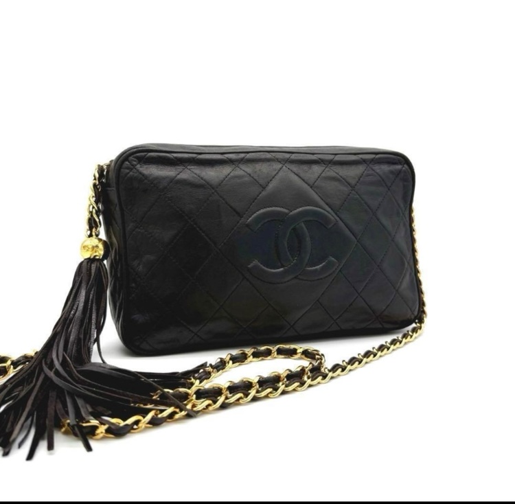CHANEL  フリンジチェーンショルダー（ブランドバッグ）の商品画像 - 査定依頼日：2025年9月30日 - 最高査定価格：50,000円