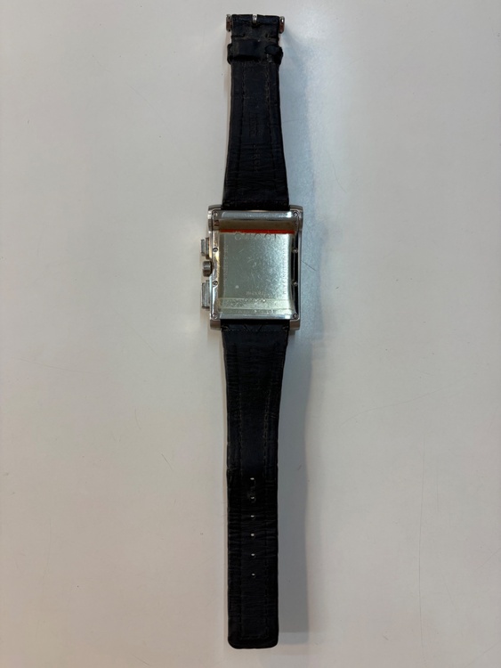 その他 その他 GUCCI8600（高級時計）の商品画像 - 査定依頼日：2026年3月3日 - 最高査定価格：30,000円