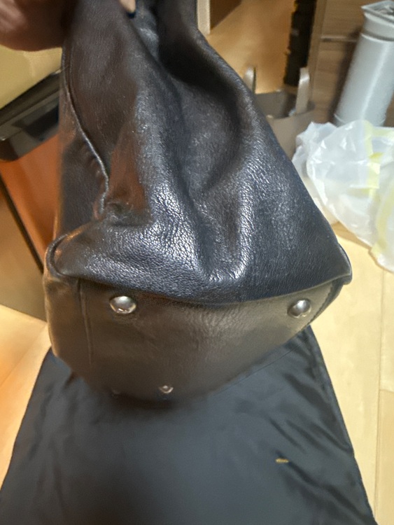 フェンディ  （ブランドバッグ）の商品画像 - 査定依頼日：2025年11月4日 - 最高査定価格：700,000円