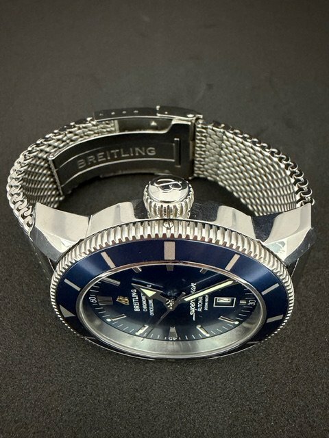 ブライトリング スーパーオーシャン A172C340CA（高級時計）の商品画像 - 査定依頼日：2026年1月23日 - 最高査定価格：300,000円