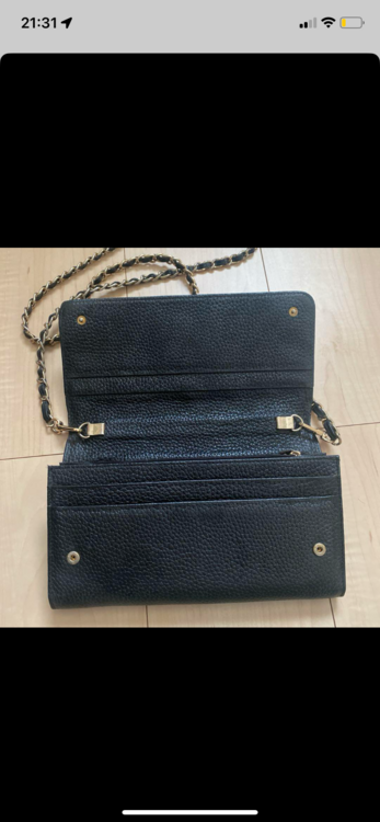 プラダ  （ブランドバッグ）の商品画像 - 査定依頼日：2025年4月30日 - 最高査定価格：100,000円