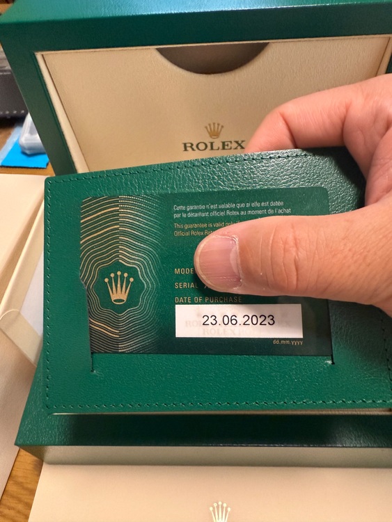 GMTマスターII（高級時計）の商品画像 - 査定依頼日：2025年6月20日 - 最高査定価格：2,350,000円