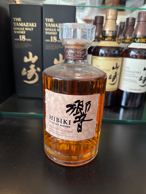 ウイスキー サントリー山崎 （お酒）の商品画像 - 査定依頼日：2025年12月19日 - 最高査定価格：334,300円