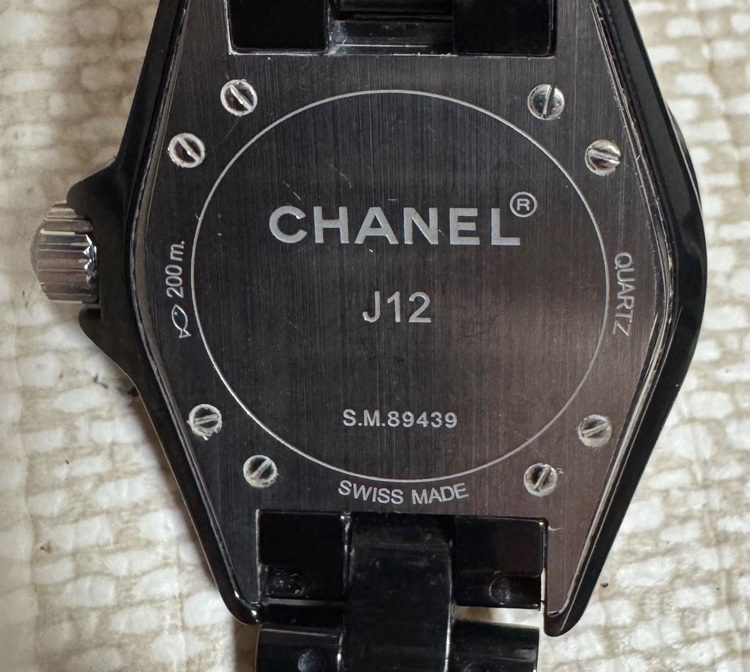 シャネル J12 H068（高級時計）の商品画像 - 査定依頼日：2025年10月1日 - 最高査定価格：240,000円