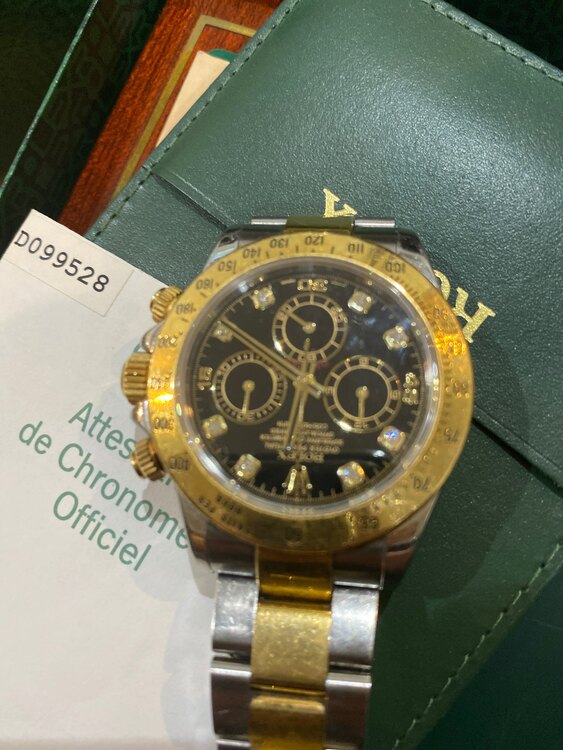 ロレックス デイトナ 11652（高級時計）の商品画像 - 査定依頼日：2024年12月27日 - 最高査定価格：2,700,000円