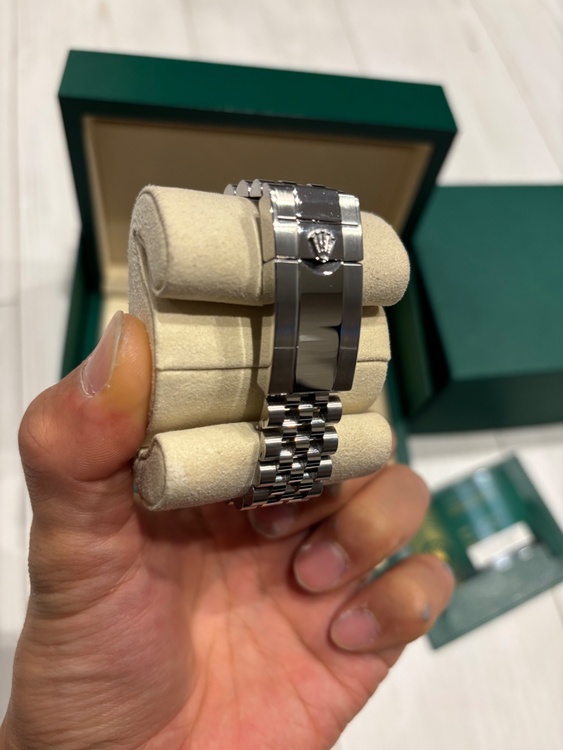 126710blnr（高級時計）の商品画像 - 査定依頼日：2026年1月26日 - 最高査定価格：3,000,000円