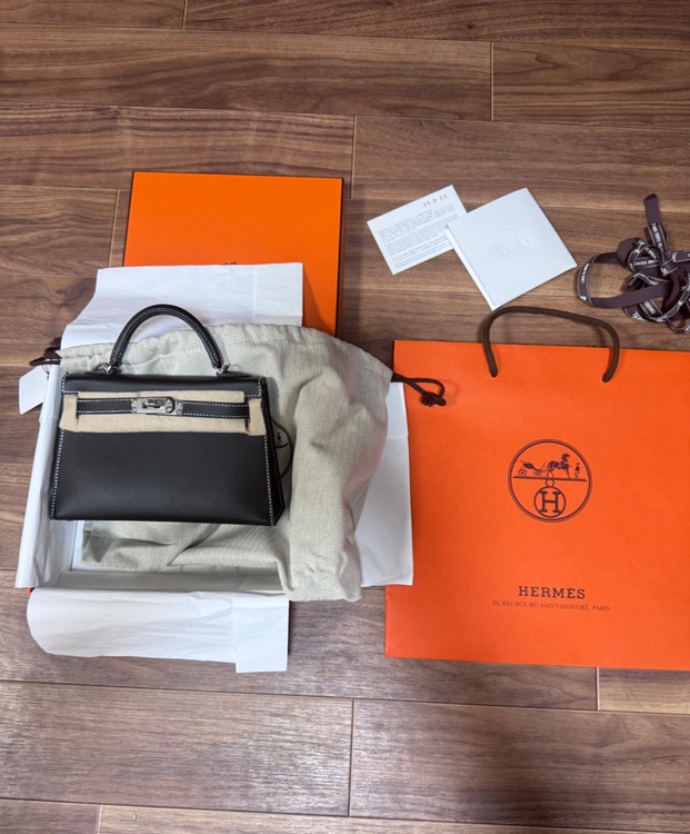 ミニケリー2 20（ブランドバッグ）の商品画像 - 査定依頼日：2025年6月23日 - 最高査定価格：3,500,000円