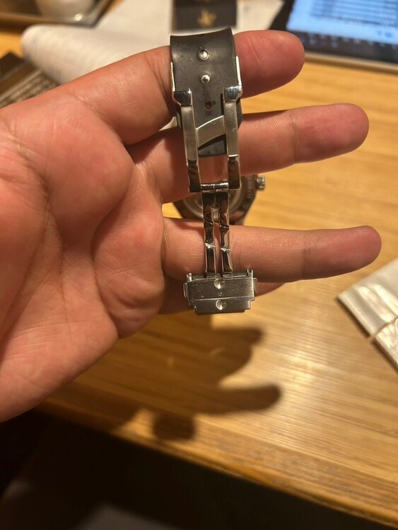 ウブロ クラシックフュージョン （高級時計）の商品画像 - 査定依頼日：2025年5月25日 - 最高査定価格：1,300,000円