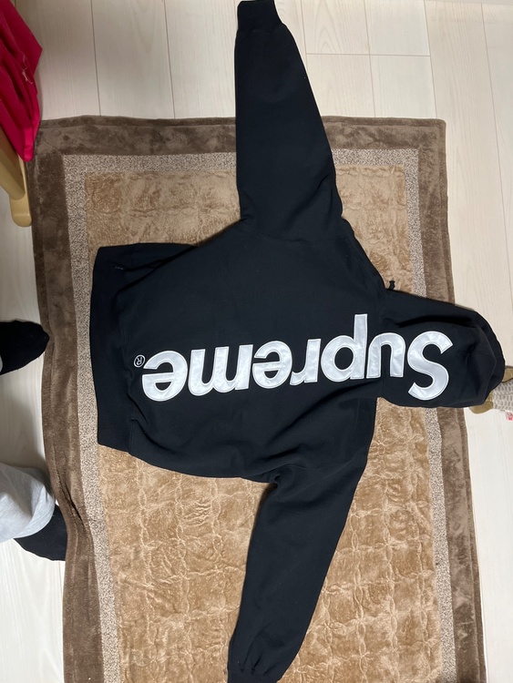 Supreme Satin Applique Hooded Sweatshirt（古着・ファッション）の商品画像 - 査定依頼日：2025年12月8日 - 最高査定価格：15,000円