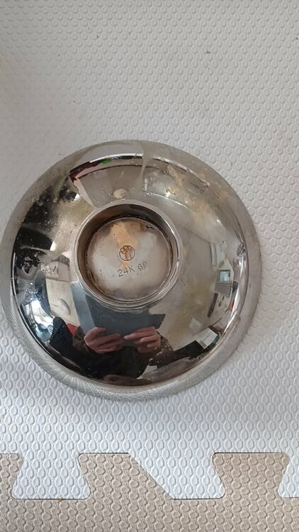 銀杯24kgp（金・貴金属）の商品画像 - 査定依頼日：2026年3月9日 - 最高査定価格：100,000円