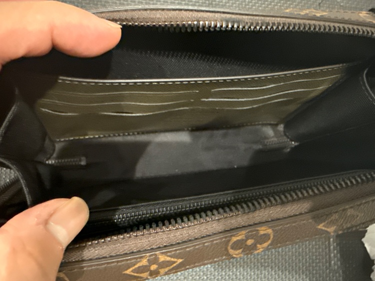 モノグラム✖️タイガ　ソフトトランク・ウォレット（ブランドバッグ）の商品画像 - 査定依頼日：2026年9月22日 - 最高査定価格：190,000円