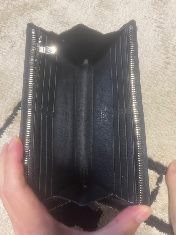 ルイヴィトン タイガ （ブランドバッグ）の商品画像 - 査定依頼日：2025年10月26日 - 最高査定価格：25,000円